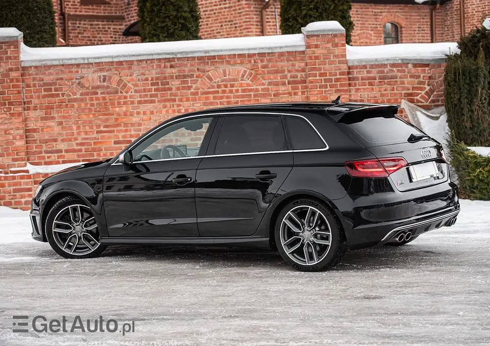 AUDI S3 Sportback S tronic