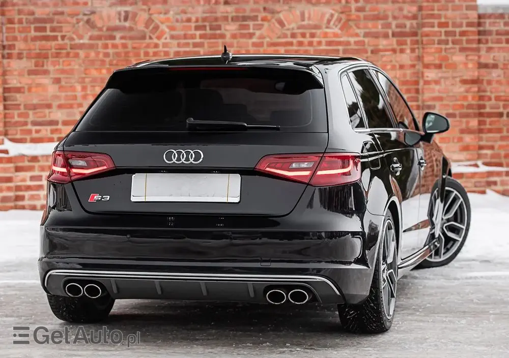 AUDI S3 Sportback S tronic