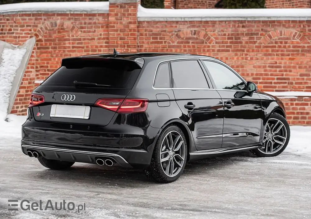 AUDI S3 Sportback S tronic
