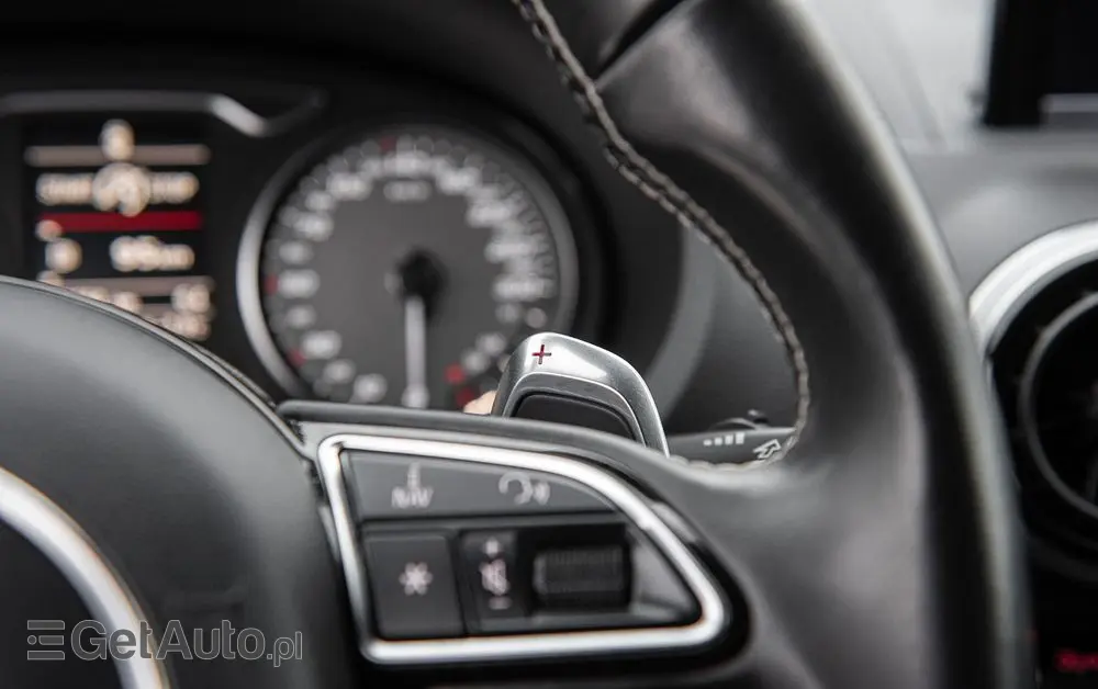 AUDI S3 Sportback S tronic