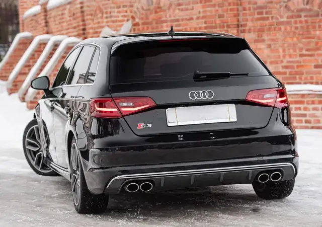 AUDI S3 Sportback S tronic