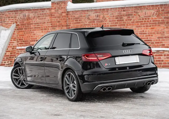 AUDI S3 Sportback S tronic