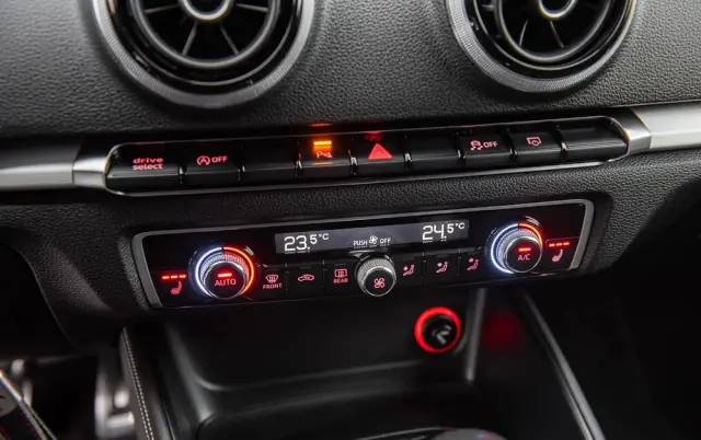 AUDI S3 Sportback S tronic