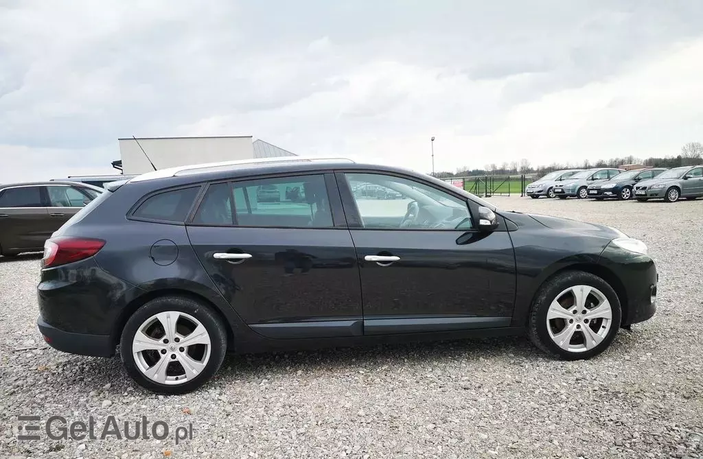 RENAULT Megane 