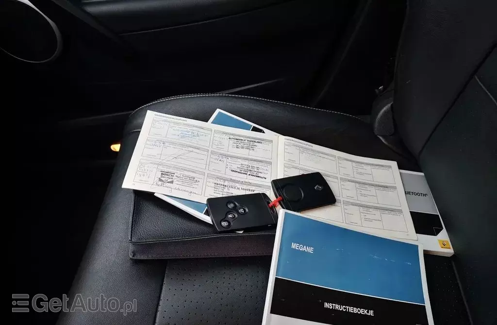 RENAULT Megane 