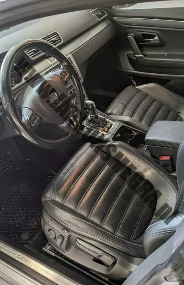 VOLKSWAGEN Passat Cc 