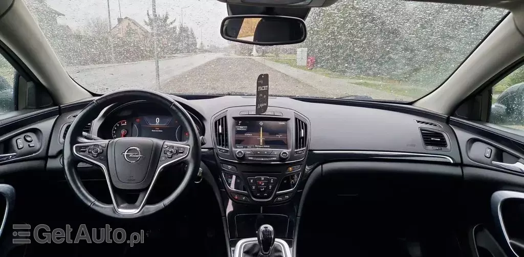 OPEL Insignia 