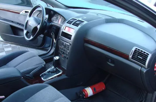 PEUGEOT 407 2.0 HDi (136 KM)