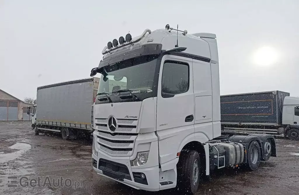 MERCEDES-BENZ Actros 