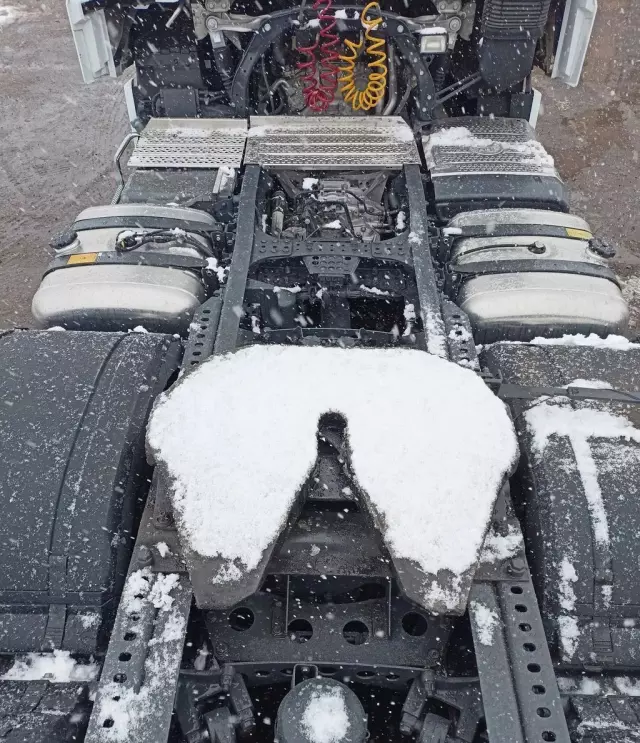 MERCEDES-BENZ Actros 