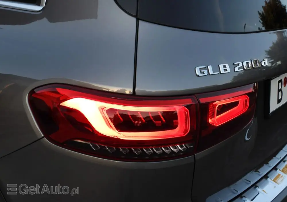 MERCEDES-BENZ GLB 200 d 8G-DCT EDITION 2022