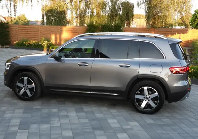 MERCEDES-BENZ GLB 200 d 8G-DCT EDITION 2022
