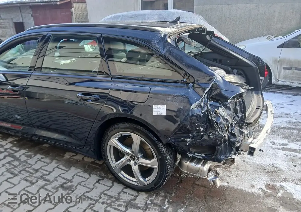 AUDI A6 Avant 50 TFSI e quattro S tronic S line