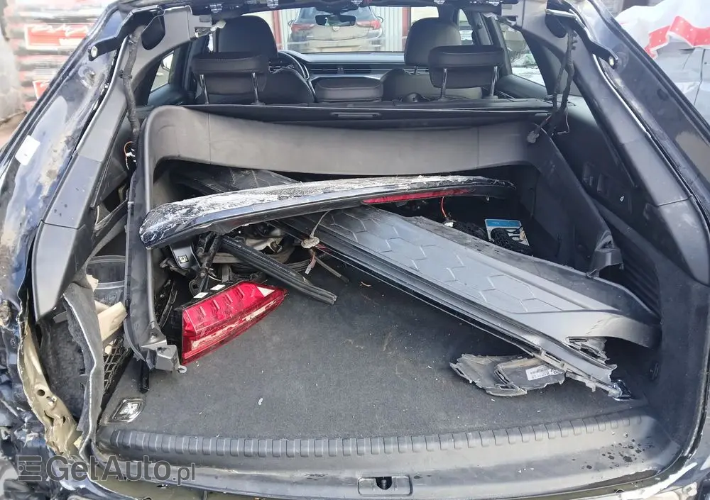 AUDI A6 Avant 50 TFSI e quattro S tronic S line