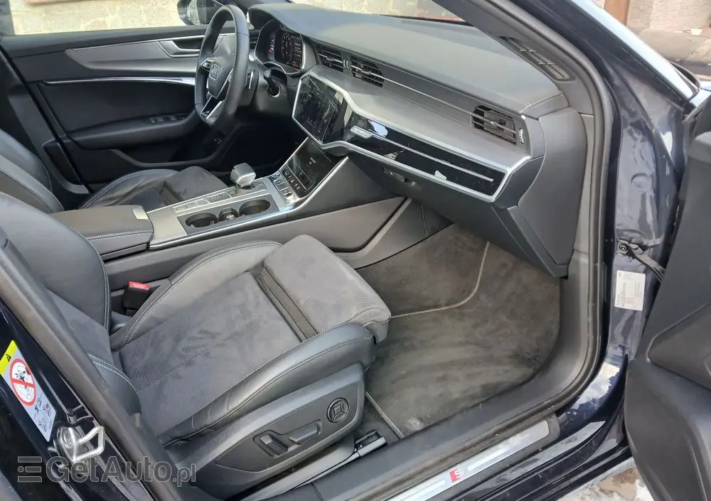 AUDI A6 Avant 50 TFSI e quattro S tronic S line