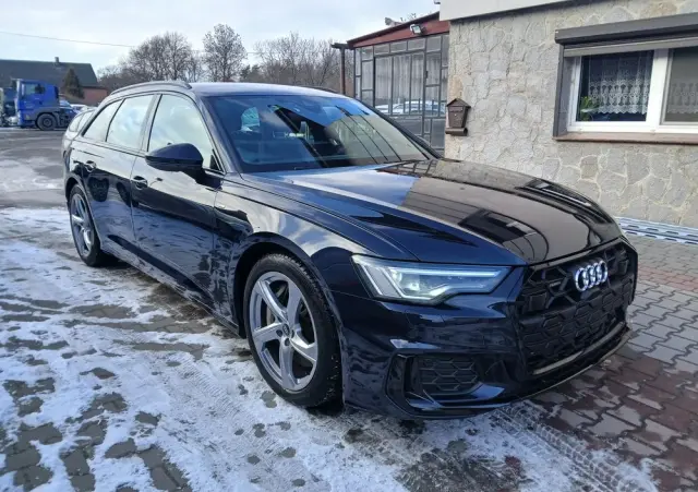 AUDI A6 Avant 50 TFSI e quattro S tronic S line