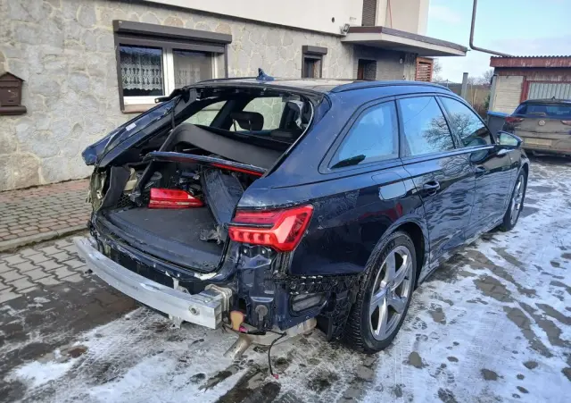 AUDI A6 Avant 50 TFSI e quattro S tronic S line