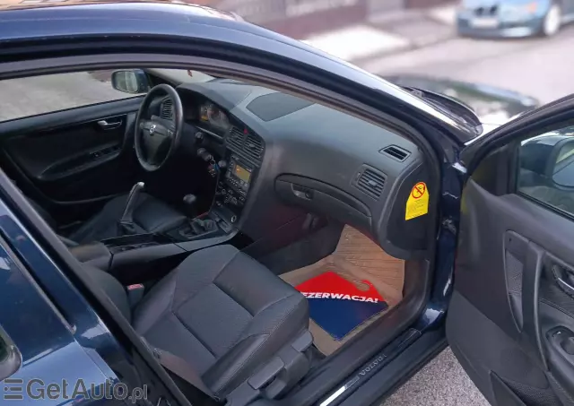 VOLVO S60 2.4 Edition