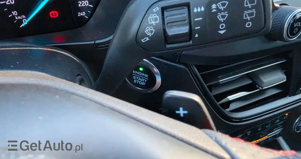 FORD Focus 1.5 EcoBoost ST-Line