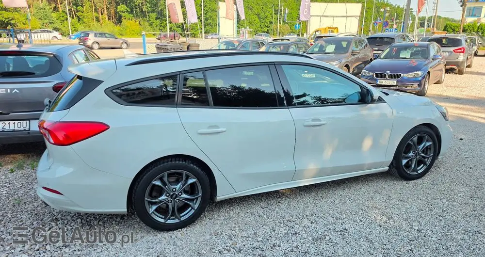 FORD Focus 1.5 EcoBoost ST-Line