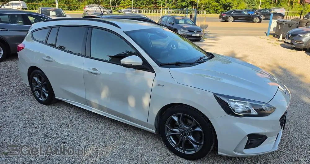 FORD Focus 1.5 EcoBoost ST-Line