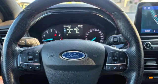 FORD Focus 1.5 EcoBoost ST-Line