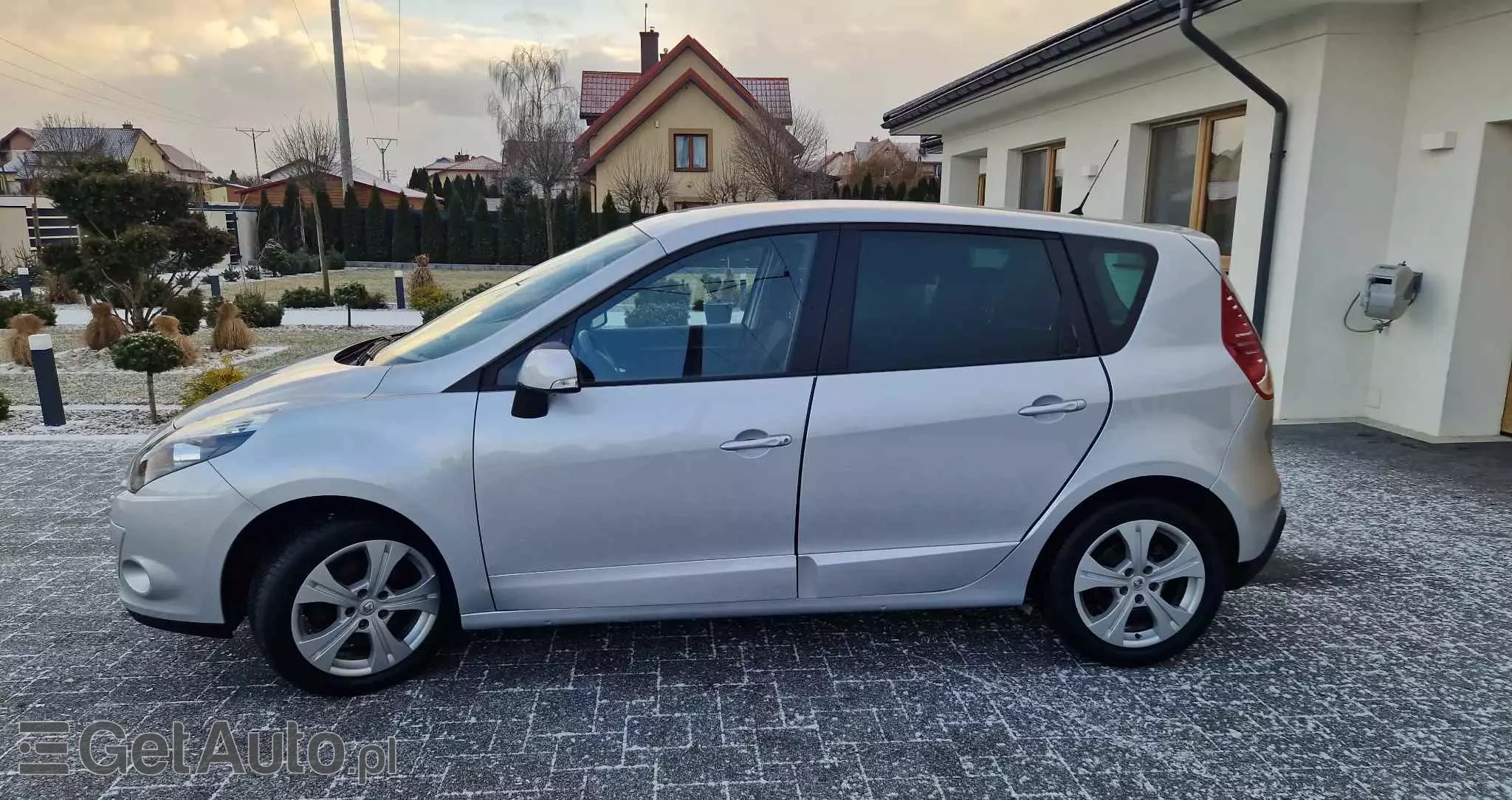 RENAULT Scenic 1.6 16V 110 Expression