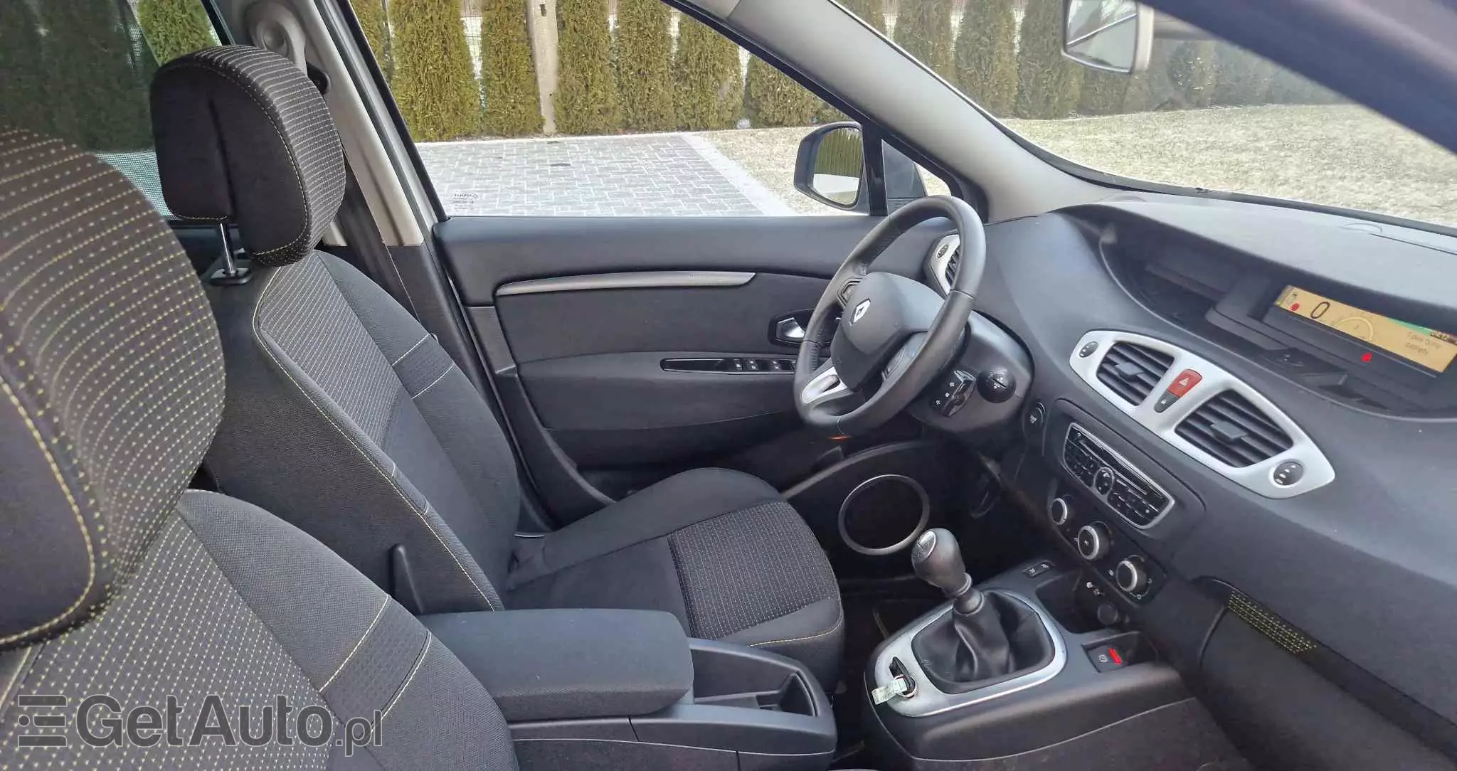 RENAULT Scenic 1.6 16V 110 Expression