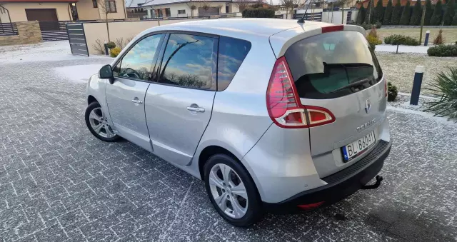 RENAULT Scenic 1.6 16V 110 Expression
