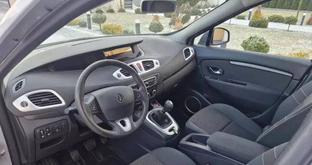 RENAULT Scenic 1.6 16V 110 Expression