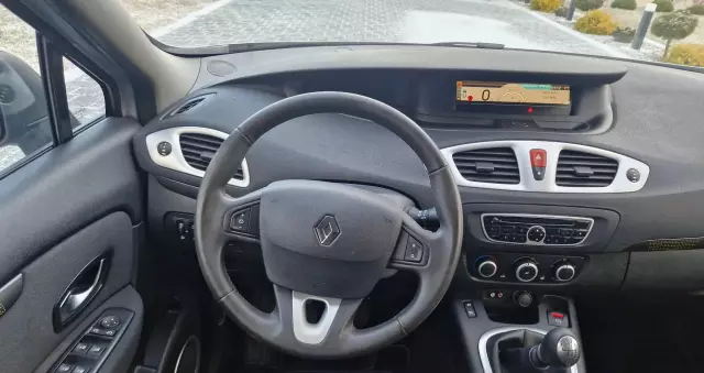 RENAULT Scenic 1.6 16V 110 Expression