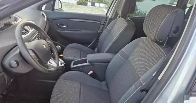 RENAULT Scenic 1.6 16V 110 Expression