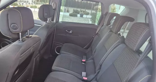 RENAULT Scenic 1.6 16V 110 Expression