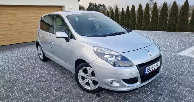 RENAULT Scenic 1.6 16V 110 Expression