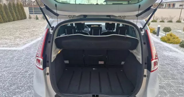 RENAULT Scenic 1.6 16V 110 Expression