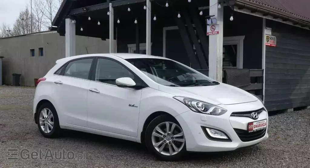 HYUNDAI I30 