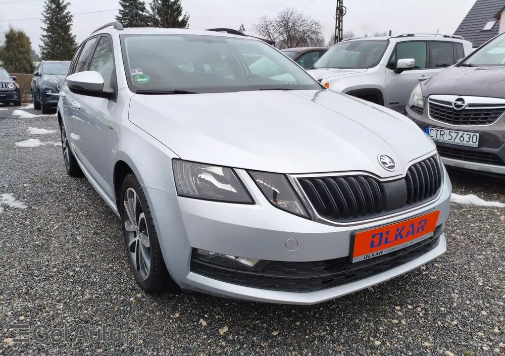 SKODA Octavia 1.6 TDI DSG Soleil