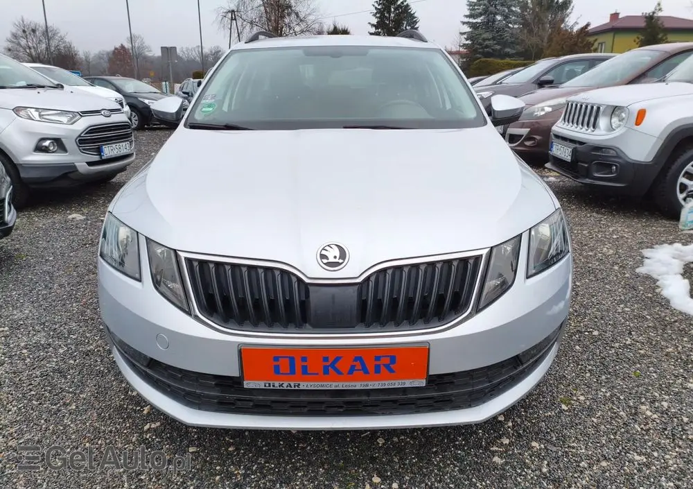 SKODA Octavia 1.6 TDI DSG Soleil