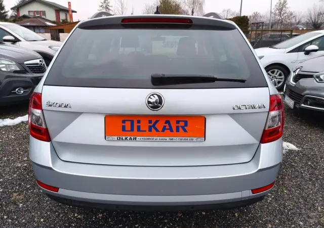 SKODA Octavia 1.6 TDI DSG Soleil