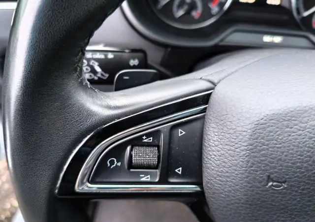 SKODA Octavia 1.6 TDI DSG Soleil