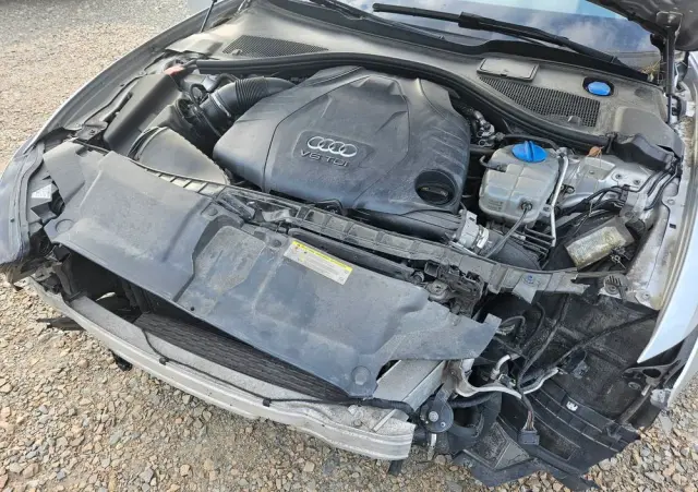 AUDI A6 Avant 3.0 TDI Quattro S tronic