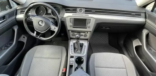 VOLKSWAGEN Passat 2.0 TDI (150 KM)