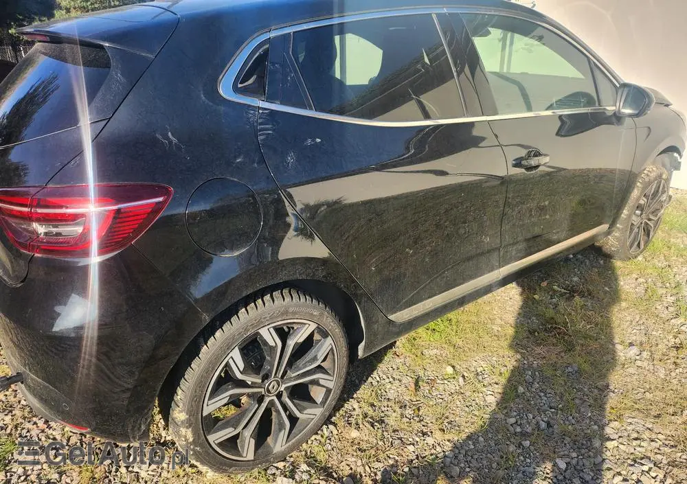 RENAULT Clio TCe 100 BUSINESS EDITION