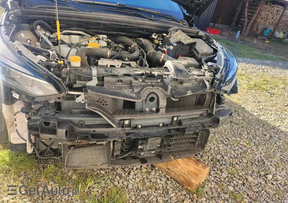 RENAULT Clio TCe 100 BUSINESS EDITION