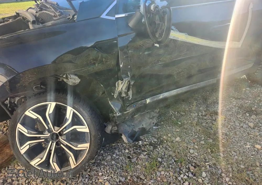 RENAULT Clio TCe 100 BUSINESS EDITION