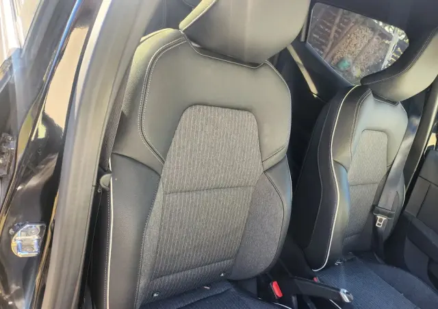 RENAULT Clio TCe 100 BUSINESS EDITION