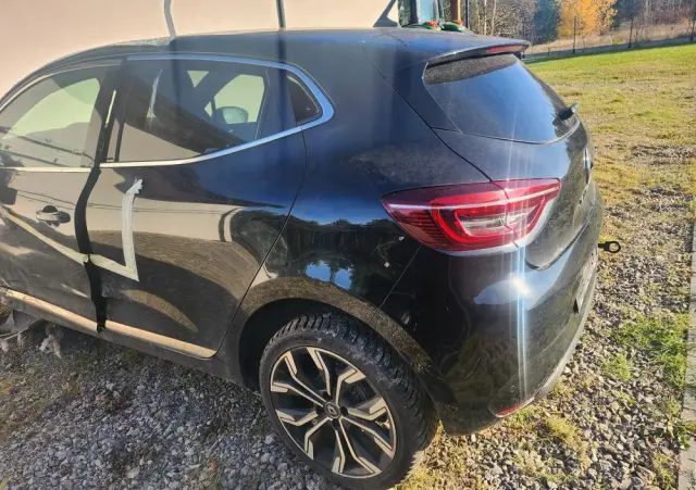 RENAULT Clio TCe 100 BUSINESS EDITION