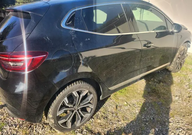 RENAULT Clio TCe 100 BUSINESS EDITION