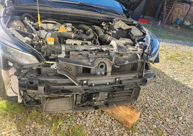 RENAULT Clio TCe 100 BUSINESS EDITION