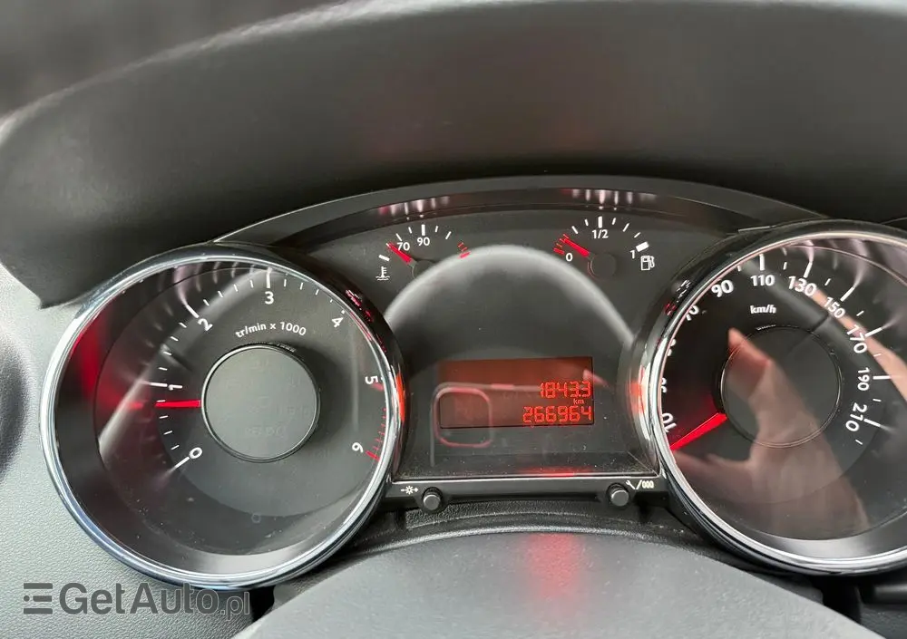 PEUGEOT 3008 HDi FAP 150 Active